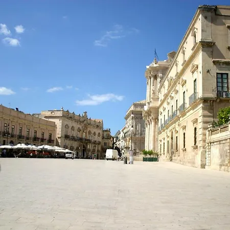 Casa Vacanza - Sun Of Ortigia * Syracuse