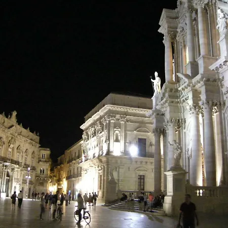 Holiday home Casa Vacanza - Sun Of Ortigia *