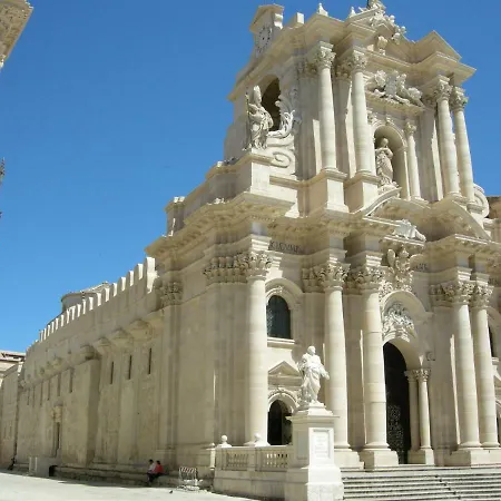 Casa Vacanza - Sun Of Ortigia * Syracuse